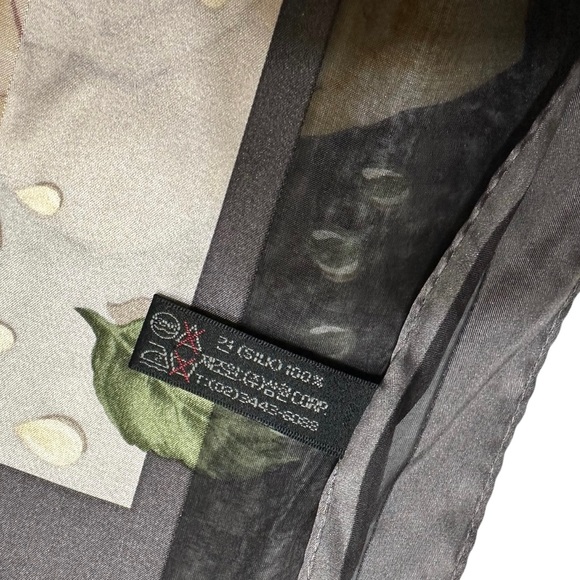 Alfredo Versace Italy 100% Silk Floral Scarf - Picture 5 of 7